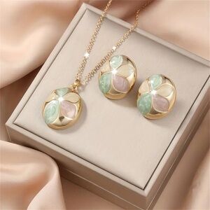 Elegant Gold and Pastel Jewelry Set